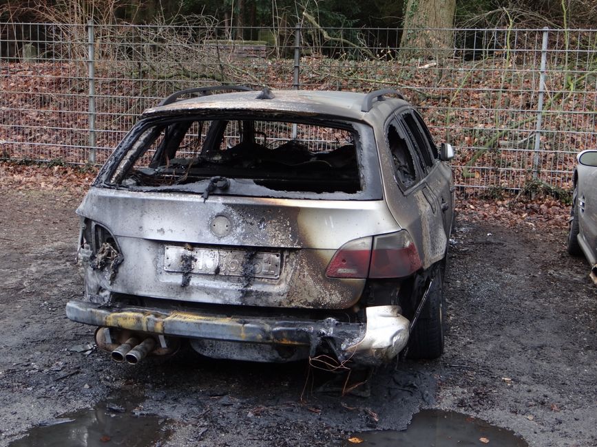 calamiteitenschoonmaak brandschade, brandschade bedrijfspand foto bij Calamiteitenschoonmaak na brandschade in een bedrijfspand