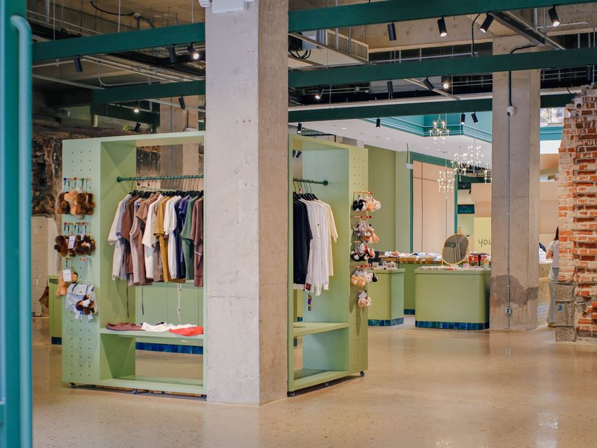 showroom opleveren, winkelpand schoonmaak foto bij Opleveringsschoonmaak showroom of winkelpand: representatief overdragen